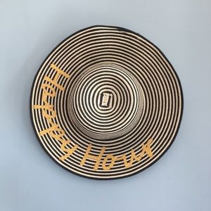 NWT August Hat Company Happy Hour Floppy Hat